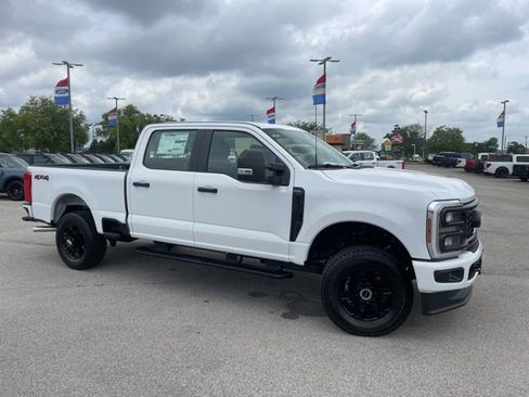 New 2026 Ford F250 XL w/ STX Appearance Package AWD/4WD image 2