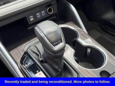 Used 2022 Toyota Highlander Platinum FWD image 26