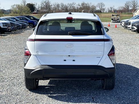 New 2026 Hyundai Kona SE image 13