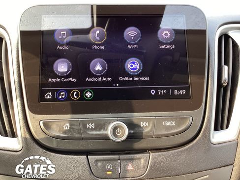 Used 2025 Chevrolet Malibu RS w/ LPO, Floor Liner Package FWD image 3