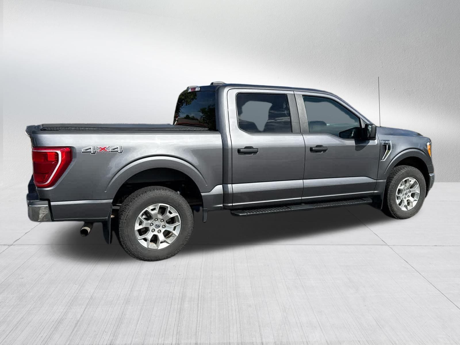 Used 2021 Ford F150 XLT AWD/4WD image 10