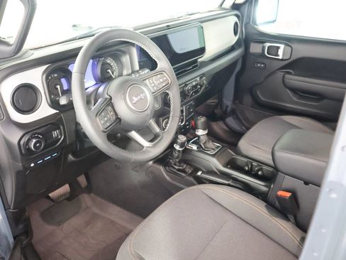 Used 2025 Jeep Wrangler Unlimited Sport S 4xe w/ Convenience Group AWD/4WD image 20