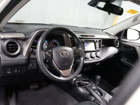 Used 2017 Toyota RAV4 LE image 11