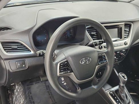 Used 2018 Hyundai Accent SE image 12