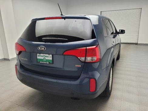 Used 2015 Kia Sorento LX FWD image 7