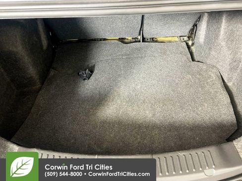 Used 2016 Ford Fiesta SE w/ Cold Weather Package FWD image 15
