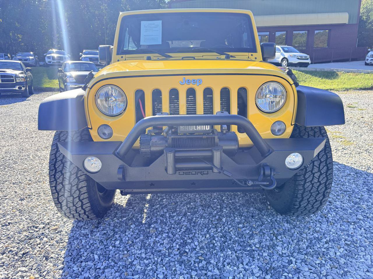 Used 2015 Jeep Wrangler Unlimited Sahara w/ Connectivity Group AWD/4WD image 4