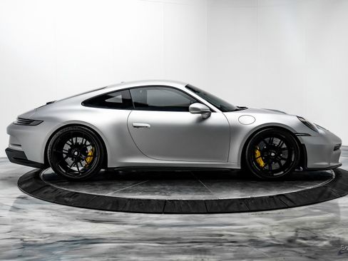 Used 2024 Porsche 911 GT3 image 18