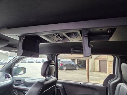 Used 2020 Dodge Grand Caravan GT image 15