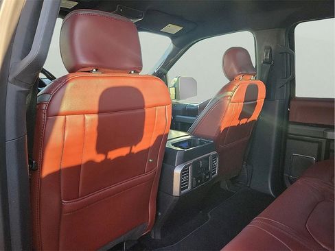 Used 2019 Ford F150 Platinum image 12