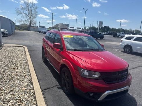 Used 2018 Dodge Journey Crossroad AWD/4WD image 1
