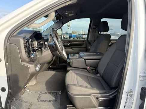 Used 2024 GMC Sierra 3500 SLE image 12