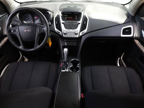 Used 2013 GMC Terrain SLE FWD image 2