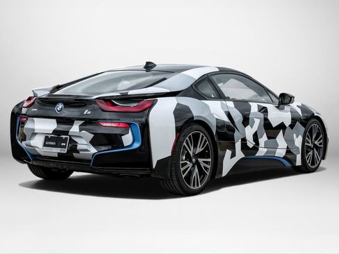 Used 2015 BMW i8 image 6