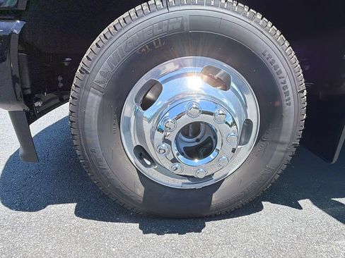 New 2026 Ford F350 Platinum AWD/4WD image 24