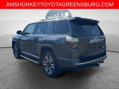 Used 2018 Toyota 4Runner Limited AWD/4WD image 4