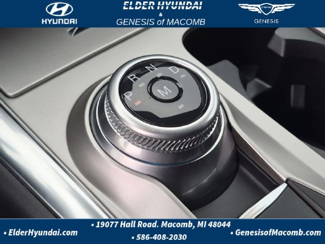 Used 2021 Ford Explorer XLT w/ Equipment Group 202A AWD/4WD image 9