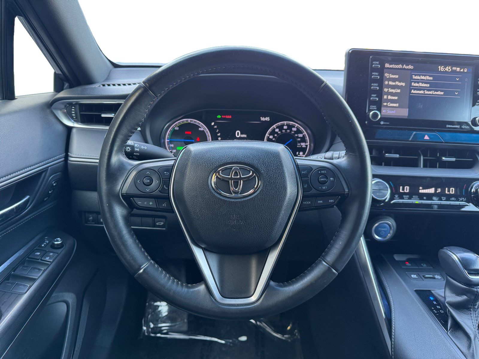Used 2022 Toyota Venza XLE AWD/4WD image 12