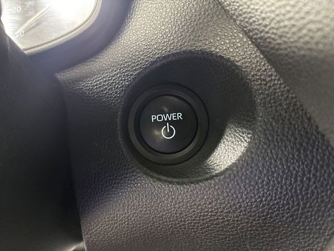 Used 2024 Toyota Corolla Cross AWD Hybrid w/ Moonroof Package image 15