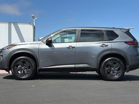 New 2026 Nissan Rogue SV FWD image 7