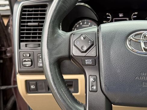 Used 2019 Toyota Sequoia SR5 w/ Premium Package image 9