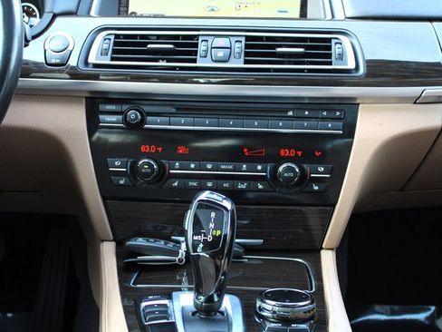 Used 2014 BMW 750Li 750Li image 12