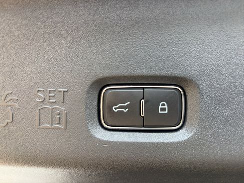 Used 2025 Ford Expedition King Ranch AWD/4WD image 24