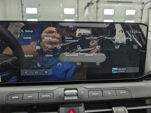 Certified 2025 Kia K4 LXS image 26