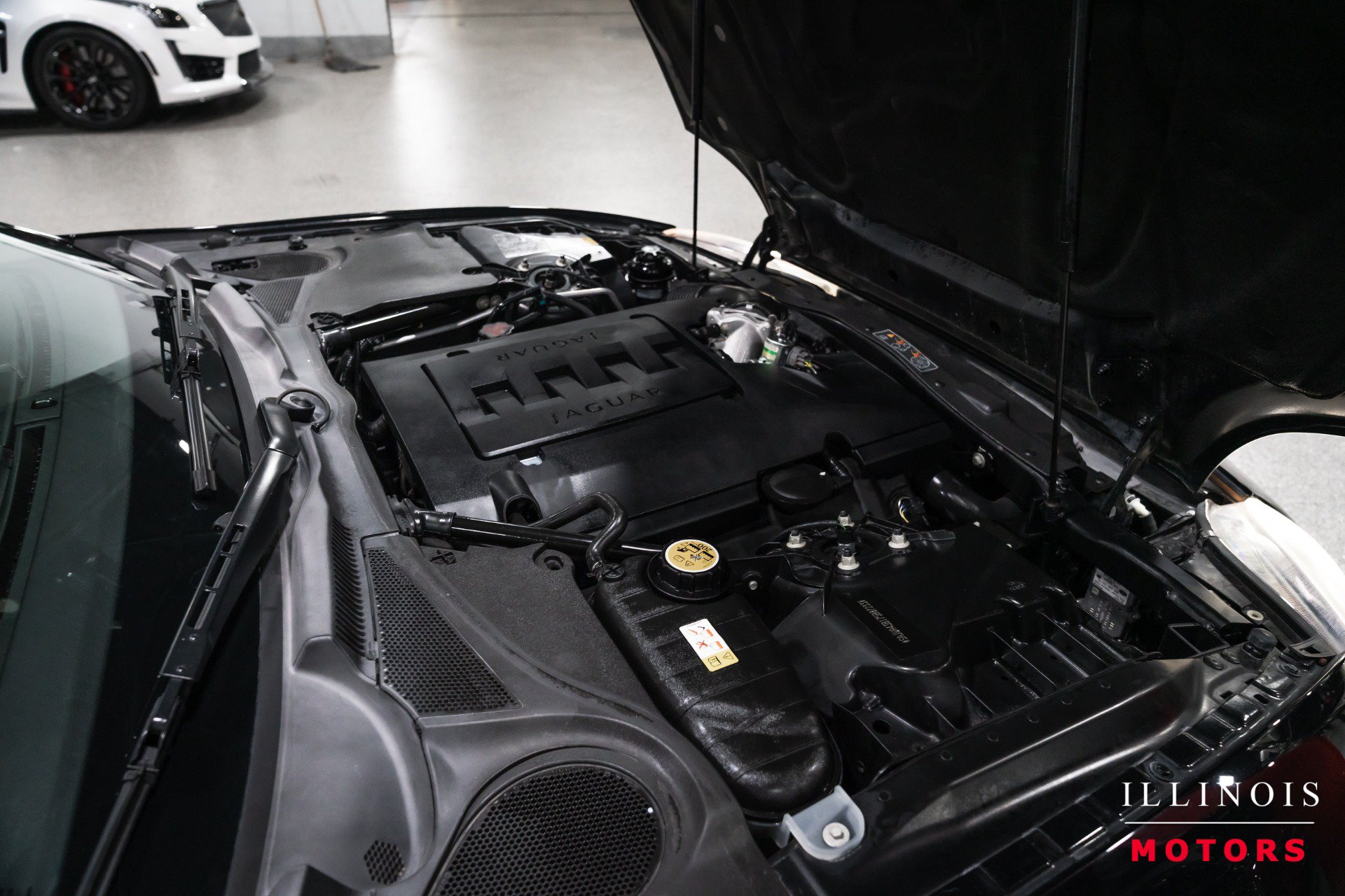 Used 2007 Jaguar XK Coupe RWD image 32