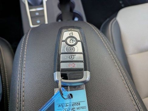 Used 2022 Ford Escape Titanium w/ Titanium Elite Package image 32