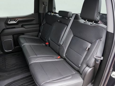 Used 2023 GMC Sierra 1500 SLT w/ SLT Premium Package AWD/4WD image 24