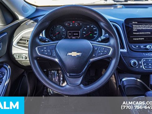 Used 2024 Chevrolet Malibu LT image 30