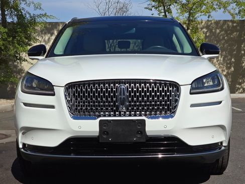 Used 2020 Lincoln Corsair Reserve w/ Equipment Group 201A FWD image 4