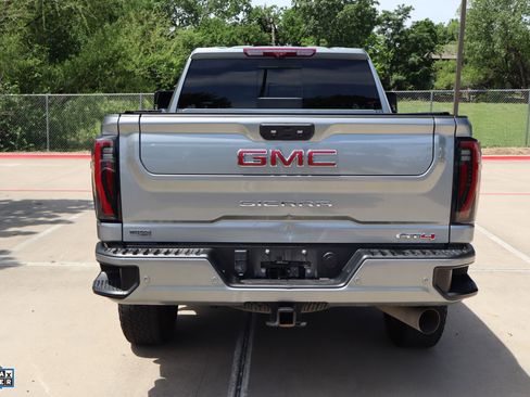 Used 2024 GMC Sierra 2500 AT4 w/ AT4 Premium Plus Package image 6