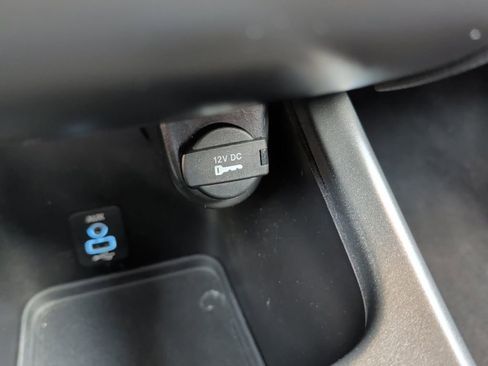 Used 2018 Dodge Journey Crossroad AWD/4WD image 16