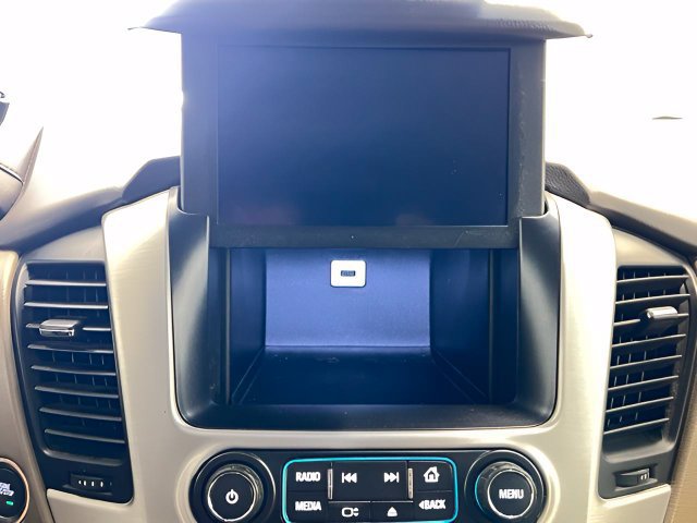Used 2019 GMC Yukon XL SLT w/ Open Road Package AWD/4WD image 17