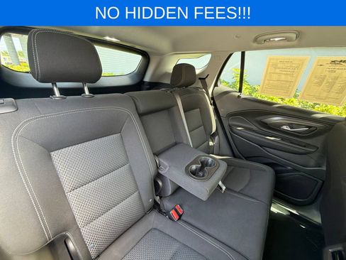 Used 2022 GMC Terrain SLE w/ LPO, Floor Liner Package FWD image 33