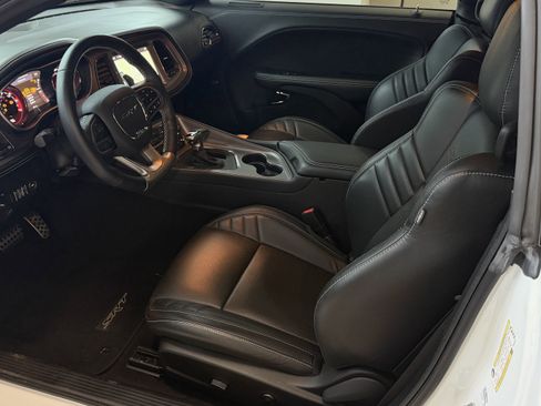 Used 2023 Dodge Challenger SRT Hellcat w/ Driver Convenience Group image 24