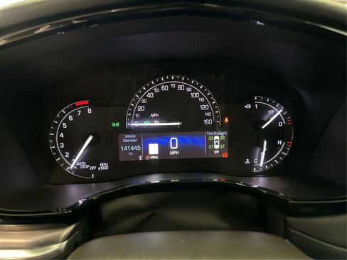 Used 2018 Cadillac XT5 Premium Luxury image 21