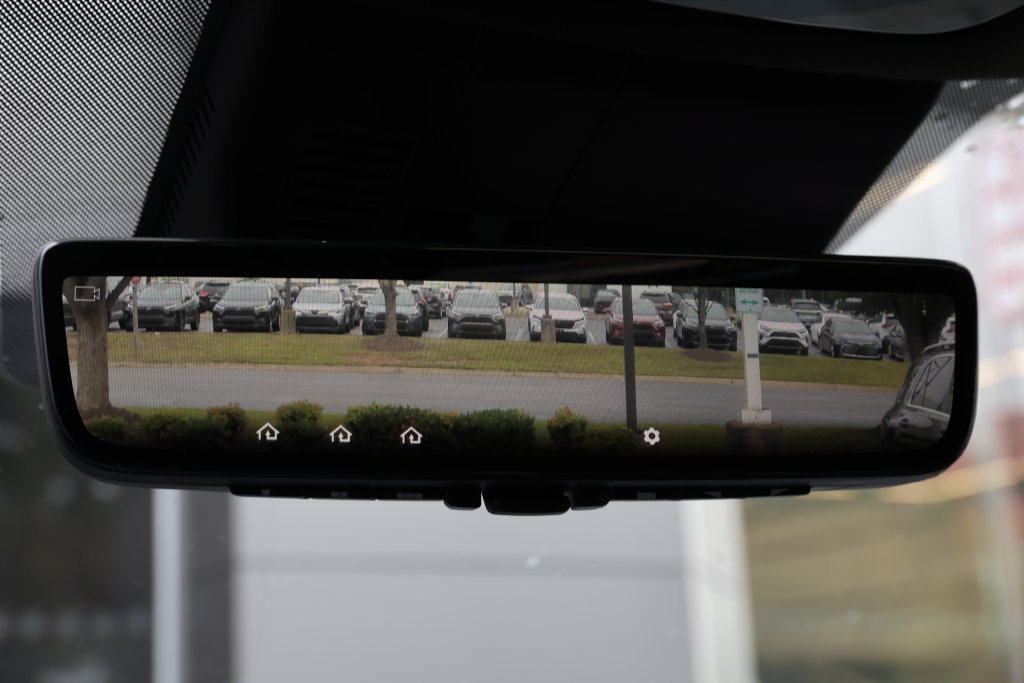 Used 2025 Hyundai Santa Fe Calligraphy AWD/4WD image 25