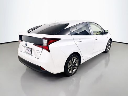 Used 2022 Toyota Prius XLE FWD image 7