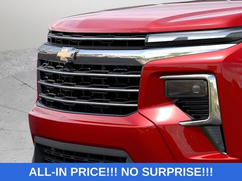 New 2027 Chevrolet Traverse LT w/ Driver Confidence Package FWD image 23
