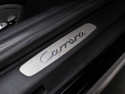 Used 2015 Porsche 911 Carrera image 25