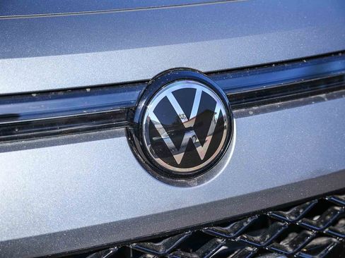 New 2026 Volkswagen Tiguan SE R-Line image 15