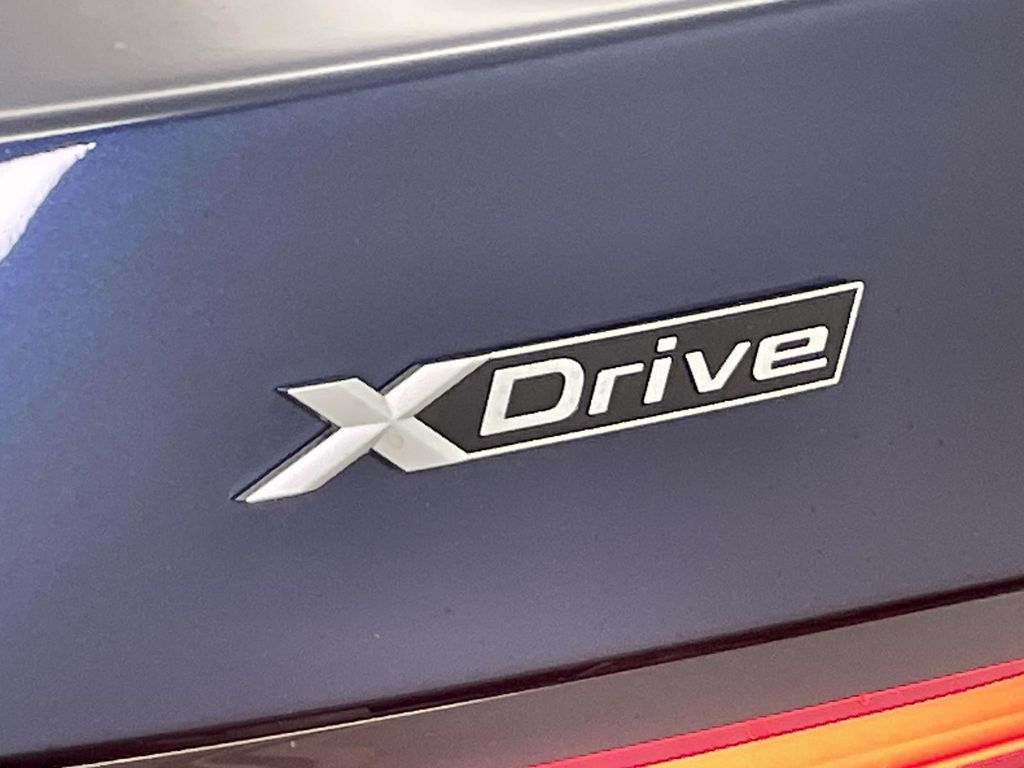 Used 2026 BMW 530i xDrive w/ Premium Package AWD/4WD image 11