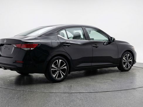 Used 2025 Nissan Sentra SV image 9