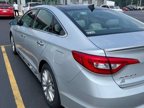 Used 2015 Hyundai Sonata Limited w/ Option Group 05 FWD image 5