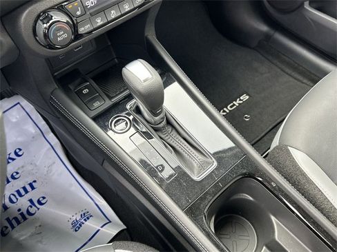 Certified 2023 Nissan Kicks SR w/ SR Premium Package image 22