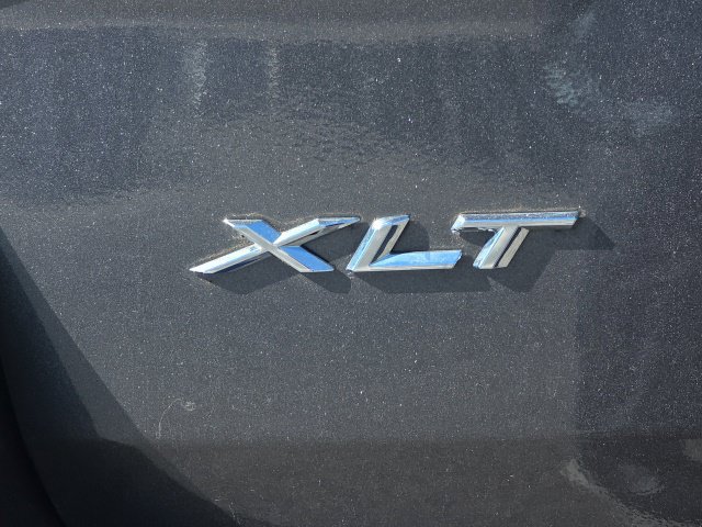 Used 2020 Ford Explorer XLT w/ Equipment Group 202A AWD/4WD image 6
