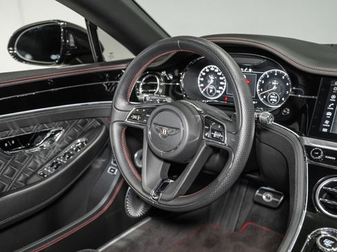Used 2020 Bentley Continental GT image 24